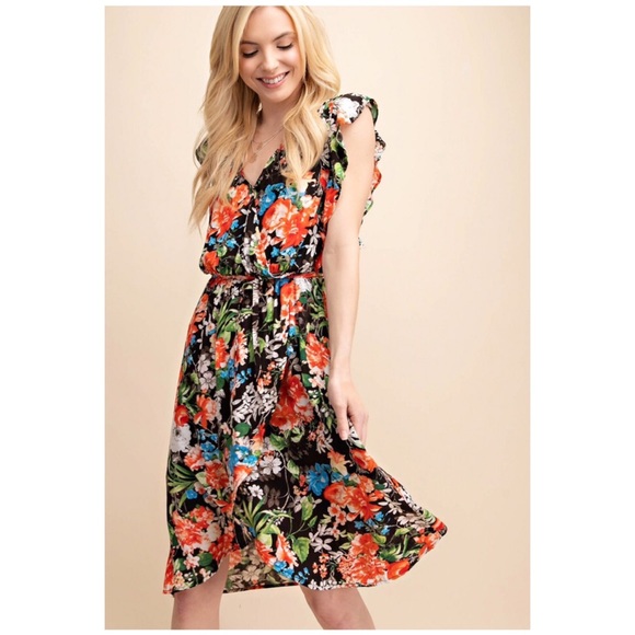 KORI ⚠️FINAL MARKDOWN⚠️ FLOWER PRINT WRAP DRESS - Picture 3 of 8